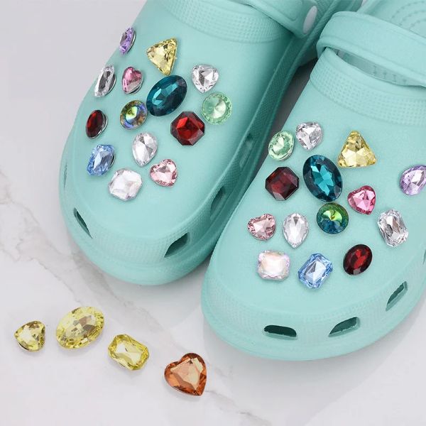 Conjunto de cristal kit croces sapatos encantos diamante jóias acessórios coloridos jibz para croc tamancos sapato decorações diy festa presentes da criança