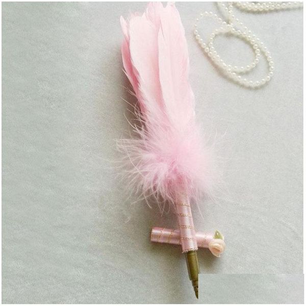 Вечеринка Pretty Oricch White/Pink Feather Long Quill Гость
