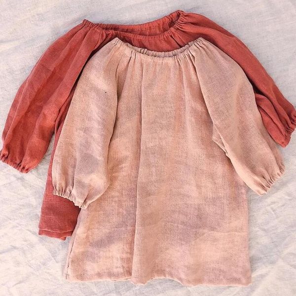 Vestidos de menina linho algodão bebê menina sólida manga longa llittle garotas simples moda casual criança jardim de roupas para crianças 230417