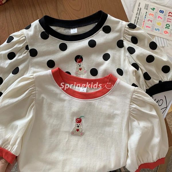 Polos 2023 Sommer Kinderkleidung Nette Welle Punkt Kleine Frische Jacke Koreanische Exquisite Stickerei Bär Mädchen Baby T-shirt Kinderkleidung 230417