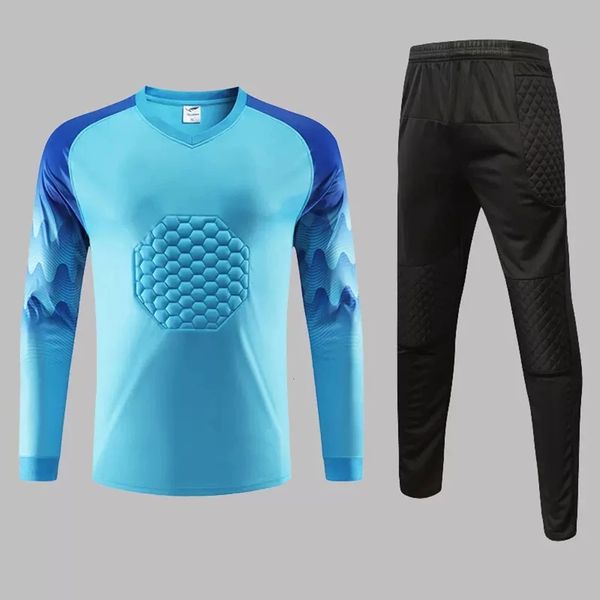 T-shirt da esterno Uomo Portiere Set Uniformi Maglie da calcio Camicie Pantaloni da allenamento per calcio Pantaloncini Abbigliamento Completo Spugna Petto Anca Gomito Protezione 231117