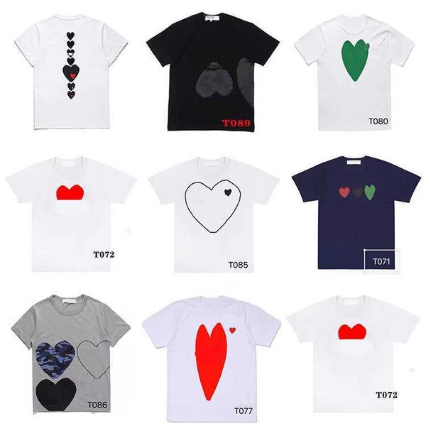 2024 Play Designer Camisetas Masculinas Casuais Mulheres Des Badge Garcons Qualidade Impressão Manga Curta T-shirt Casal Corações Camiseta