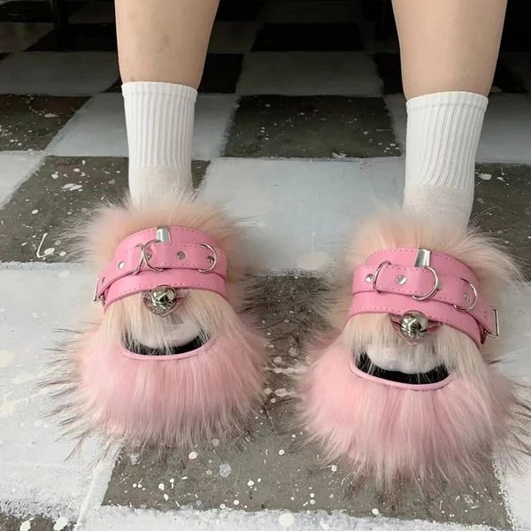 Novo design de moda estilo punk personalidade rosa preto sapatos de pele flip flop fundo grosso fivela de cinto chinelos