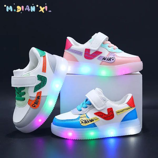 Tênis meninos e meninas sapatos esportivos adesivo mágico fundo macio placa infantil bebê led lighteitter criança 231117