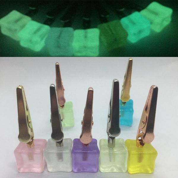 Smoking Cool Glitter Powder Colorful Glow In Dark Portable Dice Bracket Clip Support Stand Dry Herb Tobacco Preroll Cigarette Cigar Fixed Holder Clamp Tongs Tips DHL