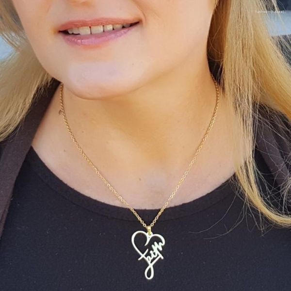 Подвесные ожерелья в Европе и Соединенных Штатах Титановое стальное ожерелье персикового сердца женское английское название мотивационное плакат вера