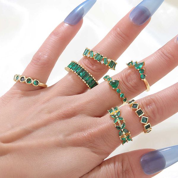 Anelli a fascia New Luxury Geometric Simple Emerald Ring Fashion Temperament Versatile Crystal Ring Gioielli eleganti per le donne Regali AA230417