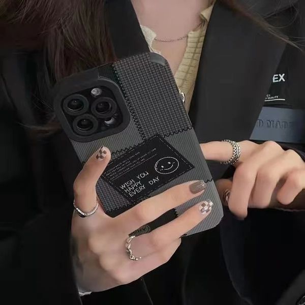 Fashion Korea Style Pure Black Phone Case für iPhone 14 13 Pro Max 11 12 Pro 7 8 Plus XS Max XR Stoßfeste weiche Silikonhülle Rückseite