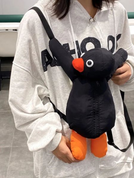 Borse da scuola Cartoon Divertente Carino Coccole Zaino Personalità della moda Borsa per bambole in peluche Borsa a spalla per bambini Mini Zaino 231117