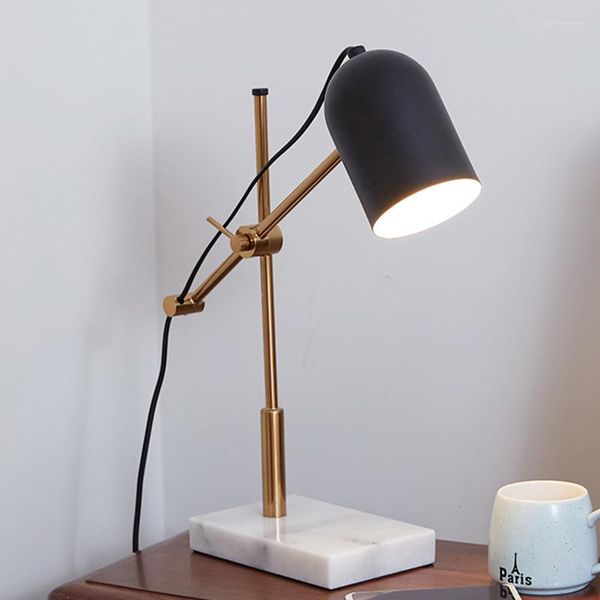 Lampade da tavolo Lampada da scrivania moderna americana a LED Nero Semplice creativo Paralume in metallo Soggiorno El Camera da letto Studio Moda
