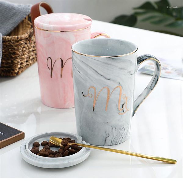 Tazze Piattini Tazza in ceramica con coperchio Cucchiaio Caffè Famiglia femminile Coppia Acqua Uomo Ufficio Tazza da tè Personalizzata