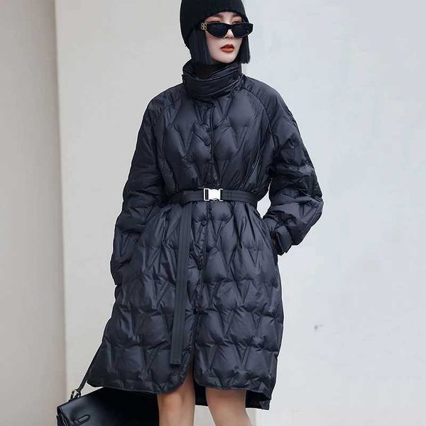 Piumino da donna lungo nero con cintura Cappotto invernale in piumino d'anatra ultraleggero moda femminile Parka oversize streetwear