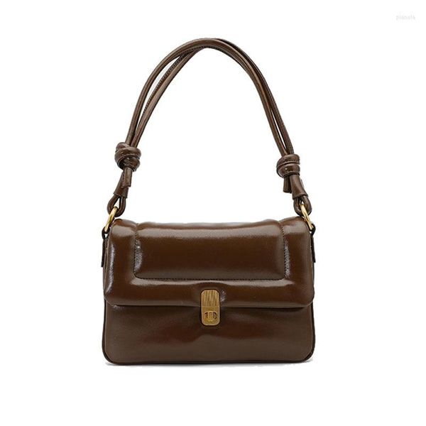 Bolsas noturnas 2023 Spring Frenchle Frenchle Fivela Portable Handle ombro U Women Bag Coffee Soft Undermail Bolha Flap