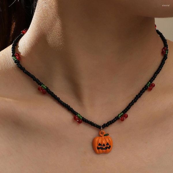 Catene Gioielli di Halloween Collana con ciondolo zucca Punk Riso nero Catena di perline Regali per donne Bambini Frutta carina