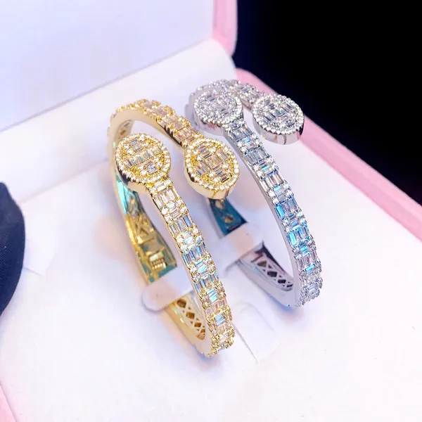 fashion Sparking CZ Bracciale rigido con ciondolo ovale aperto personalizzato Iced Out Gioielli di lusso color oro argento per donna Uomo all'ingrosso