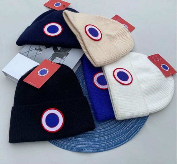 Moda Sunlight Cappello beanie teschio Berretti Designer lavorato a maglia cansada cappelli cappello gookse in popolare canada inverno mens cappelli beanie Classica lettera necessità oca Stampa maglia