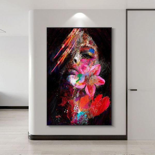 Pittura su tela Donne astratte con fiori Graffiti Art Poster e stampe Immagini di arte della parete per la decorazione domestica del soggiorno