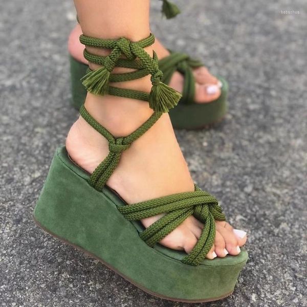 Sandali con zeppa con plateau Scarpe da donna estive 2023 in tessuto verde Peep Toe stile romano Corda con lacci Sport casual Suola in gomma