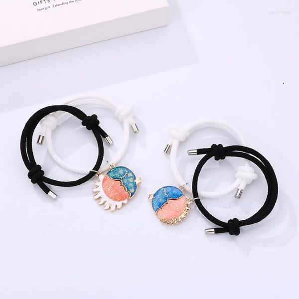 Bracelets de charme 2pcs/conjunto Sun Moon Luminous Casal pendente