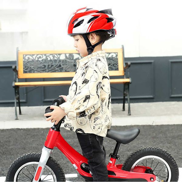 Caschi da ciclismo Casco da ciclismo per bambini Scooter elettrico Testa Cappello protettivo Bambini MTB Bike Gadget Sport all'aria aperta Ciclismo Accessori per biciclette P230419