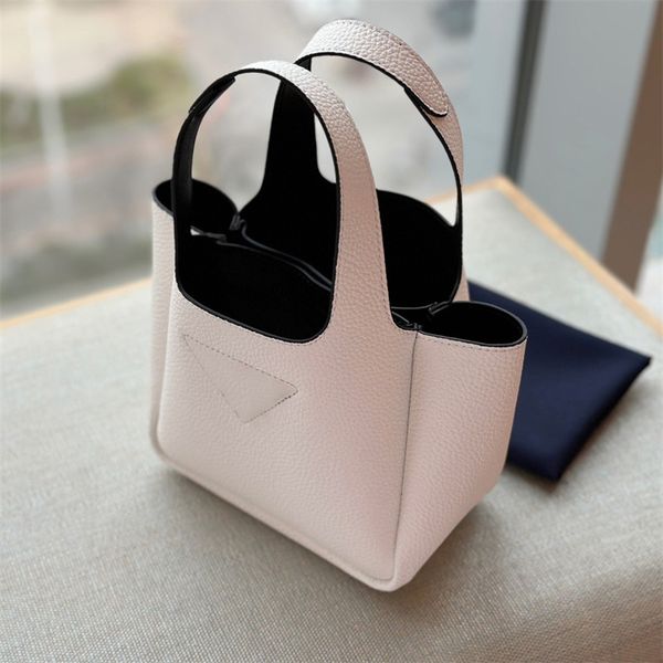 Ladies Luxury couro bolsa de couro Triângulo Padrão Tote Bag Moda Bolsas Casuais Marca Classic Small Tootsie Bag 2 Cores de alta qualidade
