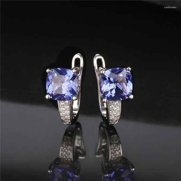 Orecchini a cerchio Huggie Orecchini in argento sterling 925 Tanzanite Clip di pietre preziose blu cielo per le donne Banchetto in pietra nano Lusso Trendy Fine