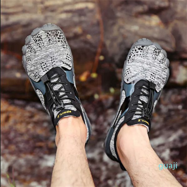 Elbise ayakkabıları erkek trekking ayakkabıları yürüyüş dağ yürüyüş spor ayakkabılar erkek kadın beş ayak parmak ayakkabıları nefes alabilen tırmanma adam