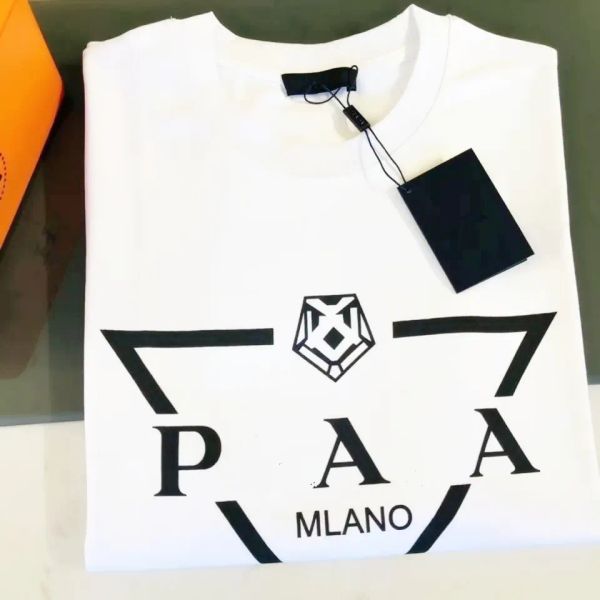 30 verschiedene italienische Stile Praa Luxus Herren Damen T-Shirt Berühmte Marken Designer Mann Schwarz Weiß T-Shirts Baumwolle Rundhals Kurzarm Lässige Streetwear Sommer T-Shirts