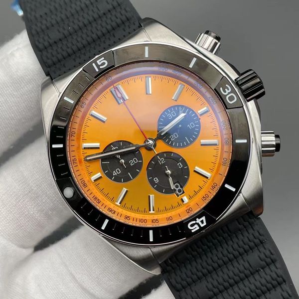 Смотреть мужчины 44 -мм супер -хрономат оранжевый циферблат часы Quartz Chronograpg Дата мужчины смотрят резиновые ремешки мужские наручные часы высокое качество