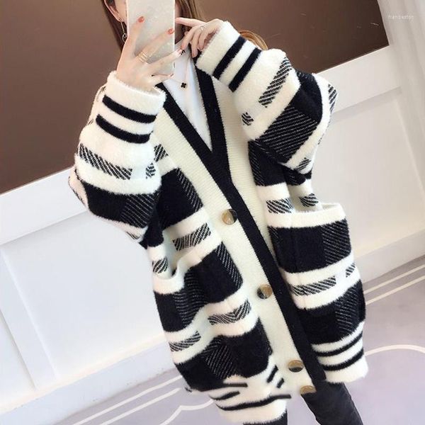 Damen Strick Harajuku Schwarz Weiß Karierter Pullover Strickjacke Mantel Koreanische Mode Lose V-Ausschnitt Nerz Samt Große Größe Jacke Herbst Winter Strick