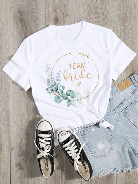 T-shirt da donna floreale Addio al nubilato Team Bride Wedding Party T-shirt da donna Evjf Casual da donna basic O colletto T-shirt a maniche corte bianca Ragazza 230419