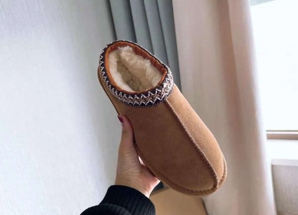 Avustralya Klasik Kar Botları Tasarımcı Ultra Mini Tasman Slipper Feakworld Kadınlar Yarım Sıcak Boot Kış Kürk Peluş Satin Tazzs Ayak bileği patikleri Ujy Yeni