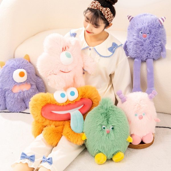 Saite Creative Long Hair Little Monster Bambola anime Big Eye Eye Cartoon Throw cuscino peluche giocattoli all'ingrosso e al dettaglio