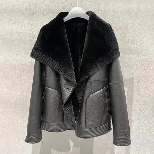 Pelle da donna 2023 Giacche invernali Vera pelle di pecora Shearling Vera pelliccia di agnello Donna Double Face Cappotti di lana GT5083