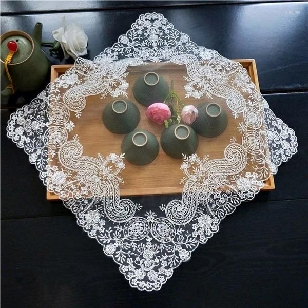 Tapetes de mesa estilo europeu malha bordado tapete quadrado prato de frutas conjunto de chá xícara de café uva rack capa pano decoração de casamento de natal