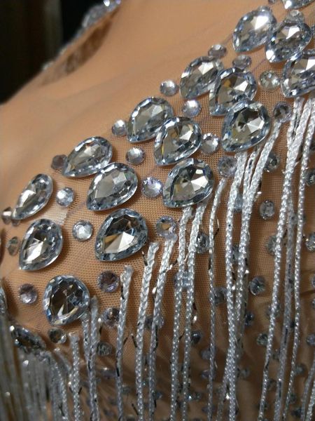 Bühnenkleidung Herbst Mesh Edelstein Perlen Unterkleid mit Fransen Sexy Mädchen Abschlussball Party Exklusives Outfit
