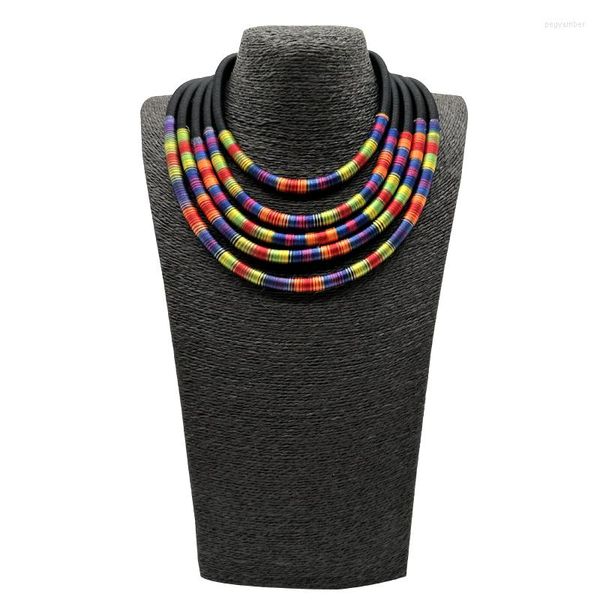 Mehrschichtiges Tribal-Ohrring-Set mit Halsband, buntes Seilgeflecht, afrikanische Halsketten, gewebte, klobige Lätzchen-Statement-Halskette mit Drehmomentverschlüssen