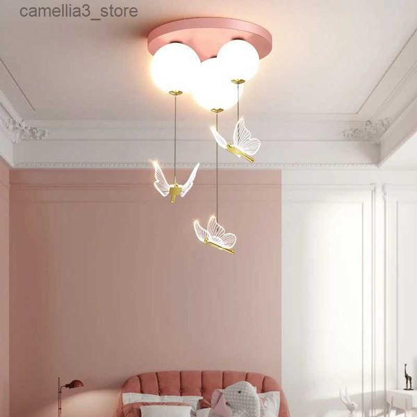 Plafoniere Lampada da camera semplice e moderna con farfalla a sfera Lampada da soffitto calda e romantica per la cameretta dei bambini Lampada a sospensione Luce da interno Q231120