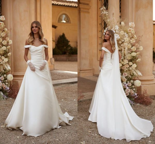 Abiti da sposa taglie forti A Line Beach Bohemian Off spalla pieghe drappeggiate Lace Up Garden Sweep Train Abiti da sposa Vestidos De Novia Custom MN018