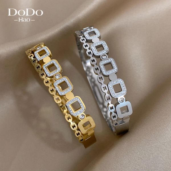 Charm-Armbänder DODOHAO Trendy Hohl Quadrat Strass Edelstahl Armreifen Armbänder für Frauen Charm Chic Geometrische Kristall Armbänder 231120