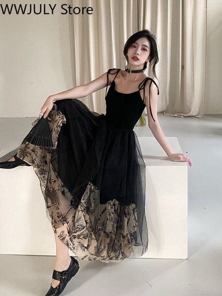 Novos vestidos casuais francês vintage preto cinta vestido gótico 2024 verão sem mangas sexy retro midi magro estilo coreano festa mulher