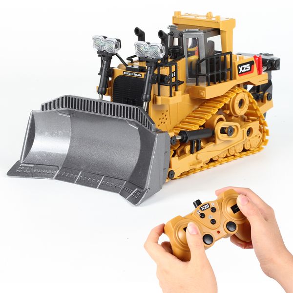 ElectricRC Car 1 24 9CH Multifunktionaler RC Bulldozer Crawler Type AlloyPlastic Shovel Engineering Forklift Heavy Bagger Spielzeuggeschenke für Kinder 230419