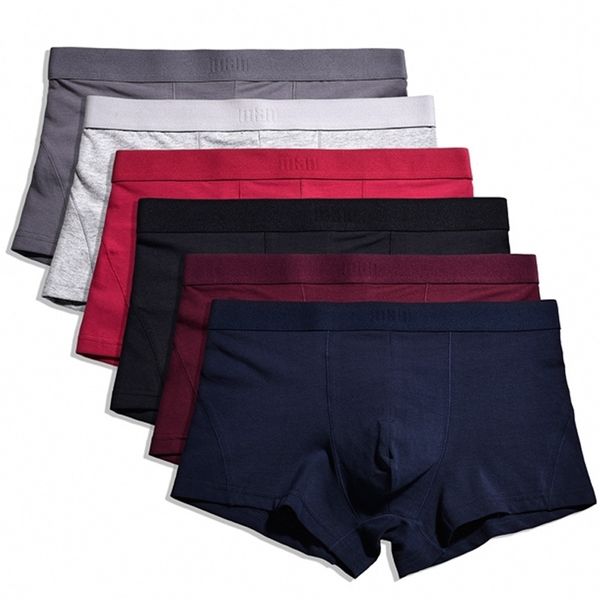 Mutande 4 Pz / lotto Intimo Uomo Boxer in cotone di grandi dimensioni Uomo corto traspirante solido Mens pantaloncini flessibili boxer mutande maschili 230420