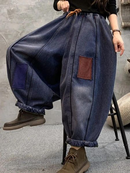 Calças de brim femininas outono e inverno cintura elástica veludo denim harem calças vintage remendo solto oversized reta streetwear espessamento