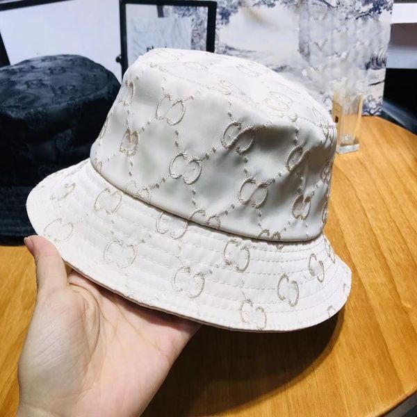 Fashion Summer Summer Fisherman Hat Hat Men e Feminino Black and White Lafite Straw Hat Hat Hat Hat Casual Designer Ajustável