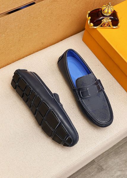 Scarpe eleganti da uomo di moda di lusso Mocassini Gommino Guida blu scuro con logo del marchio Taglia 38-46