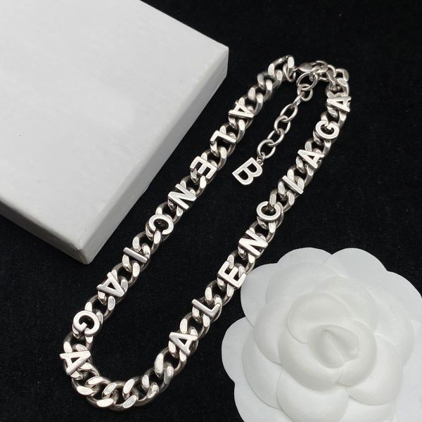 Mode 18 Karat vergoldet Halskette Frauen Designer Halsketten Choker Anhänger Perle Hochzeit Schmuck Zubehör