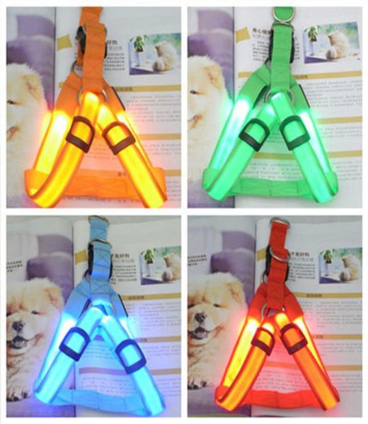 Imbracatura di sicurezza per animali domestici in nylon LED Prodotto per cani Imbracatura di luce lampeggiante Imbracatura a LED Guinzaglio Cintura di corda LED Collare per cani Gilet Forniture per animali domestici 200pc2496394