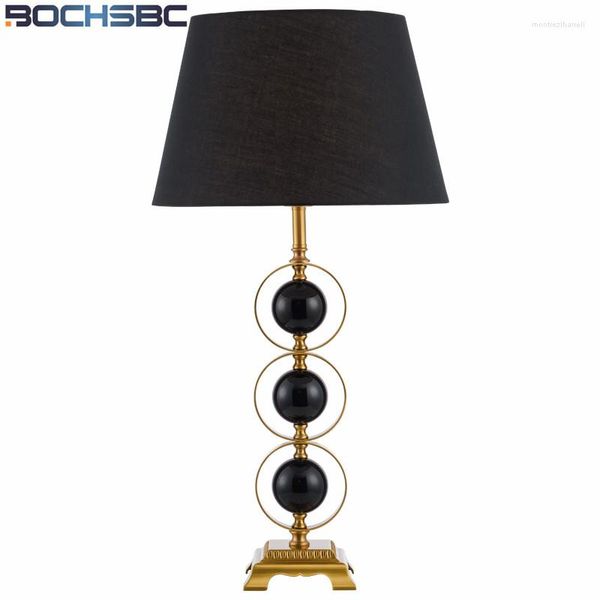 Lampade da tavolo Lampada in rame stile europeo Lampada da comodino Soggiorno Escritorio Semplice paralume in tessuto nero Corpo Lampe De Bureau