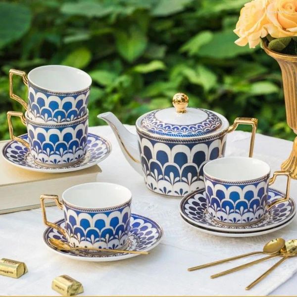Conjuntos de chá Europeu Cerâmica Xícara de Café Casa Tarde Chá Conjunto Osso China Flor Água Fria Chaleira Decorar Drinkware